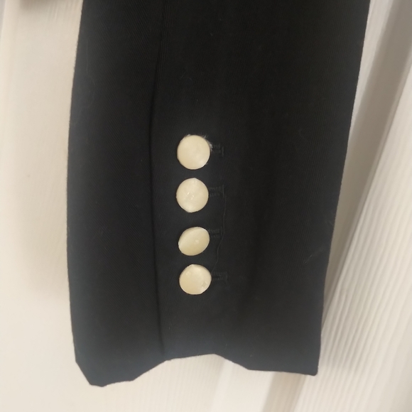 Marc Jacobs Cropped Blazer - Picture 5 of 6